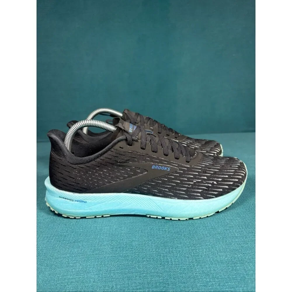 Brooks model hyperion